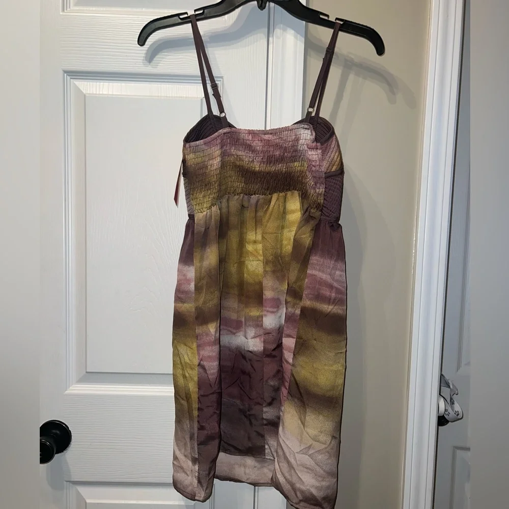 ⭐️NEW WITH TAGS⭐️ women’s spaghetti strap dress size M - Picture 7 of 7